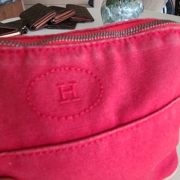 Authentic hermes make up pouch bag - Picture 9 of 15